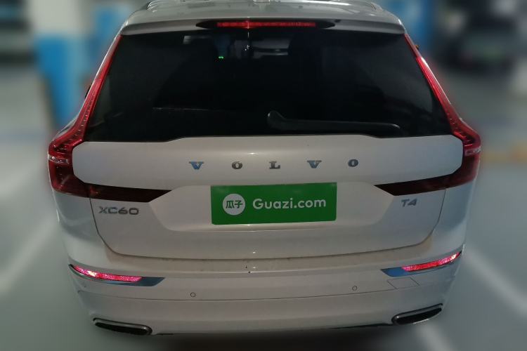 Used Volvo XC60 2021 T4 Smart Luxury Edition
