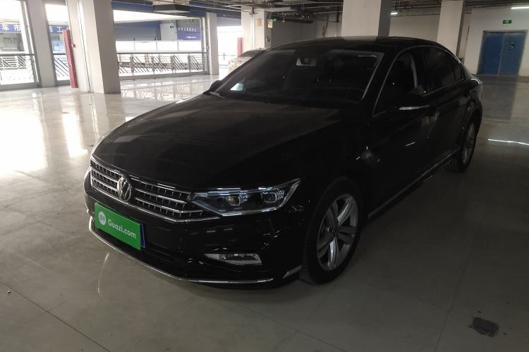 Used Volkswagen Magotan 2025 Zhongxiang Version 280TSI DSG Comfort Edition