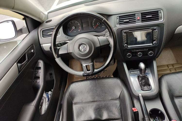 Used Volkswagen Sagitar 2014 Revised Version 1.6L Automatic Comfort Edition