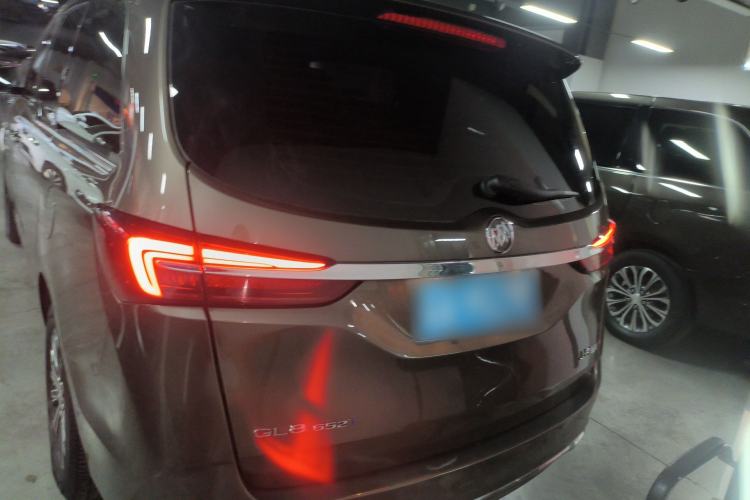 Used Buick GL8 2022 Land Cruiser Executive Class 652T Comfort Model
