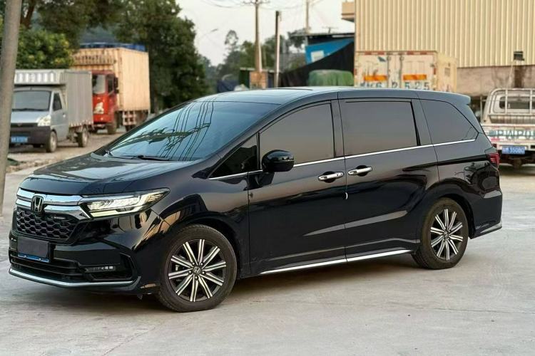 Used Honda Odyssey 2022 2.0L eHEV Prestige Four-Seater Edition