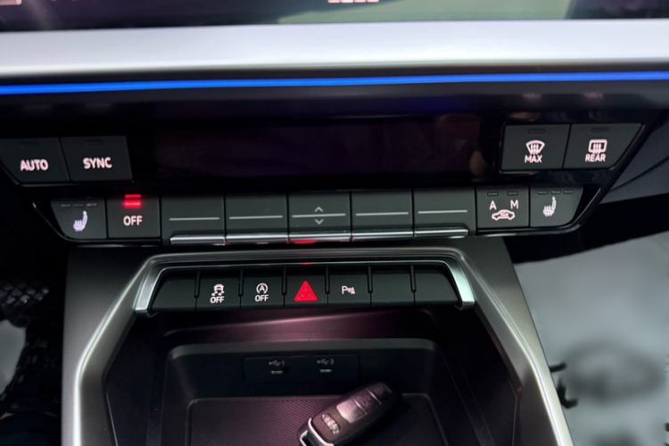 Used Audi A3 2024 Sportback 35 TFSI Fashionable Sports Model
