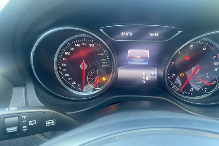 Used Mercedes-Benz GLA 2017 GLA 200 Fashion Model
