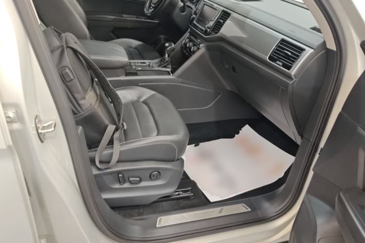 Used Volkswagen Teramont 2017 330TSI Two-Wheel-Drive Luxury Edition
