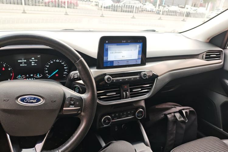 Used Ford Focus 2020 Sedan EcoBoost 180 Automatic Trend Edition
