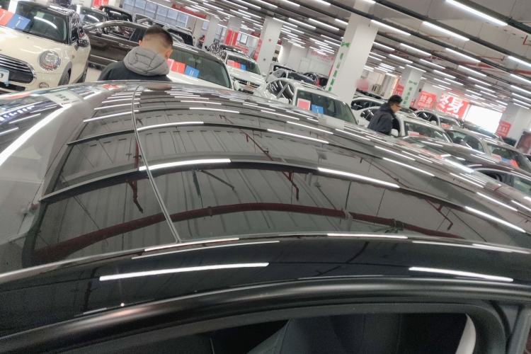 Used Tesla Model Y 2022 Long-Range All-Wheel-Drive Version