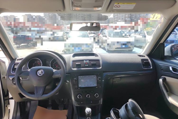 Used Skoda Yeti 2014 1.6L Manual Colorful Edition
