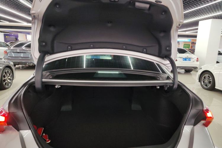 Used Toyota Avalon 2023 2.0L Premium Edition