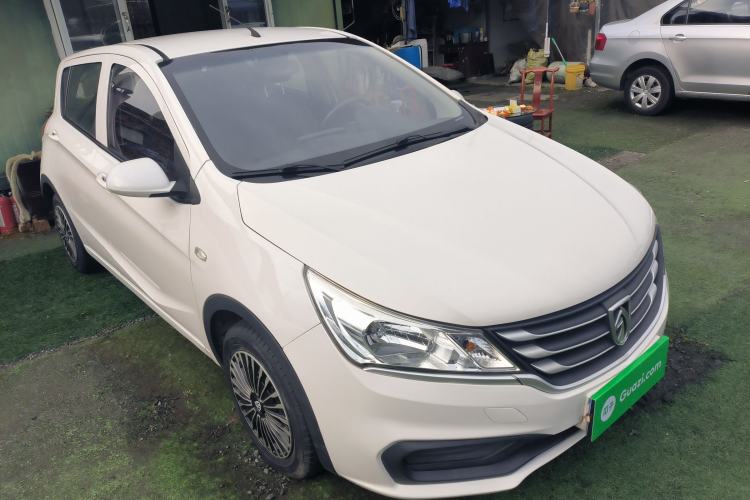 Used Baojun 310 2016 1.2L manual Comfort trim level
