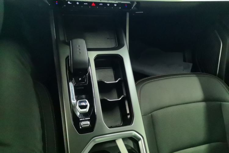 Used Geely Auto Haoyue L 2024 2.0T DCT Flagship Version
