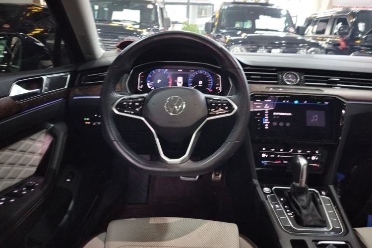 Used Volkswagen Magotan 2023 2 Million Units Limited-Edition 380TSI DSG Flagship Version
