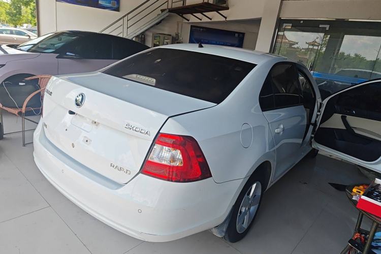 Used Skoda Rapid 2016 1.6L Automatic Chuanxing Edition
