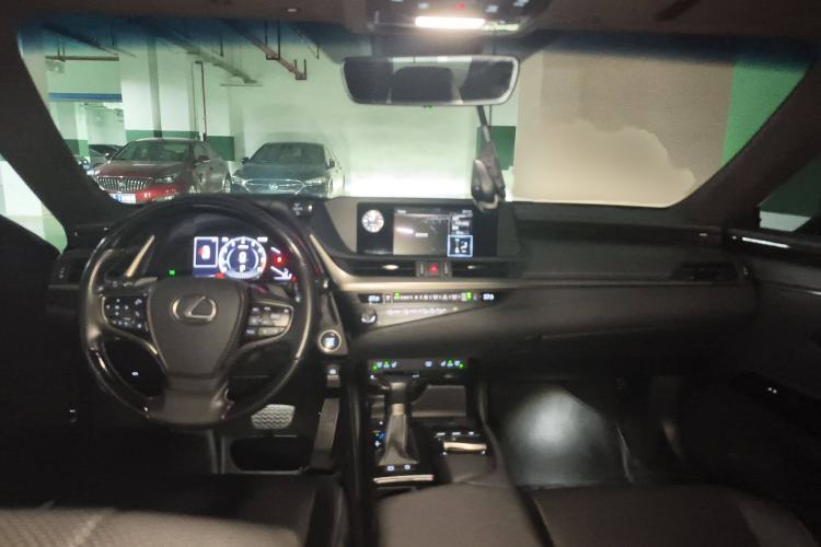 Used Lexus ES 2020 200 Luxury Edition
