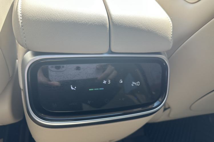 Used Hima AITO M7 2024 1.5T Rear-Drive Plus Version 5 Seats
