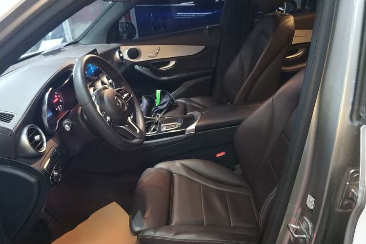 Used Mercedes-Benz GLC 2020 GLC 260 L 4MATIC Dynamic Model