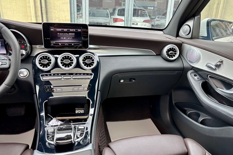 Used Mercedes-Benz GLC 2018 GLC 200 4MATIC
