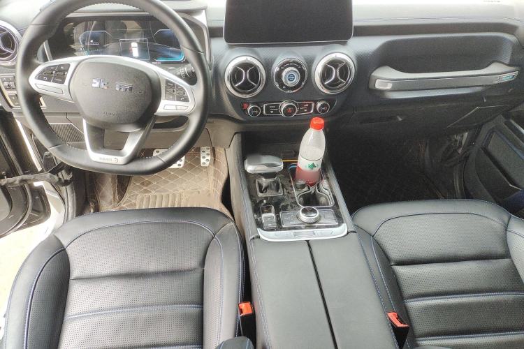 Used Beijing Auto BJ40 2023 2.0D Automatic Four-Wheel Drive Blade Hero Edition Adventurer Type
