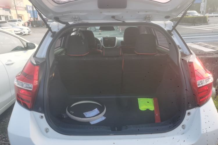 Used Toyota YARiS L 2019 1.5E CVT Dynamic Edition China VI compliant