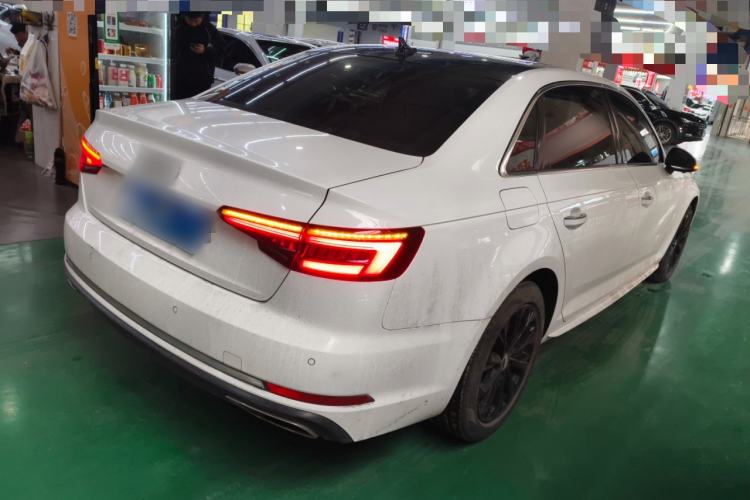 Used Audi A4L 2019 40 TFSI Ambition China VI
