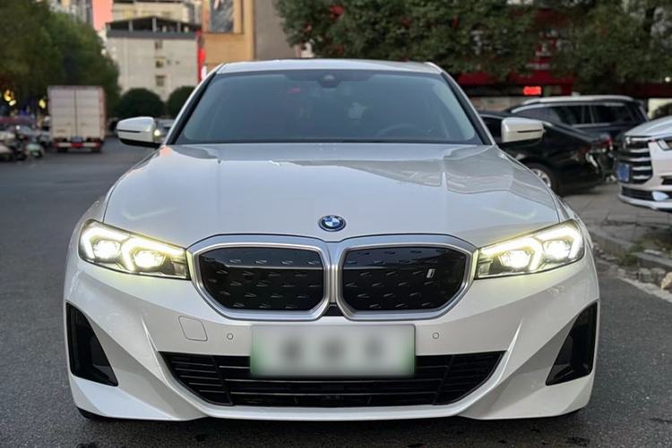 Used BMW i3 2022 eDrive 35 L
