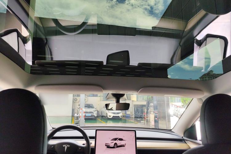 Used Tesla Model Y 2022 Rear-Wheel-Drive Version
