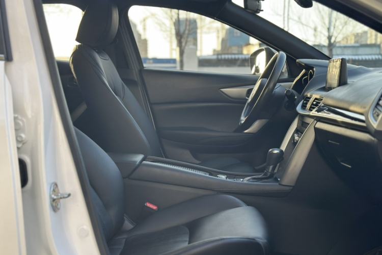 Used Mazda CX-4 2018 2.0L Automatic Two-Wheel Drive Blue Sky Exploration Version China V Standard
