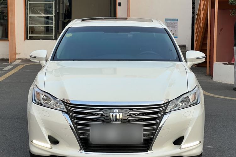 Used Toyota Crown 2015 2.0T Fashion Edition
