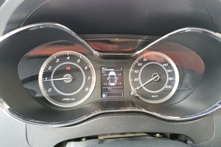 Used Baojun 560 2015 1.8L Manual Luxury Model
