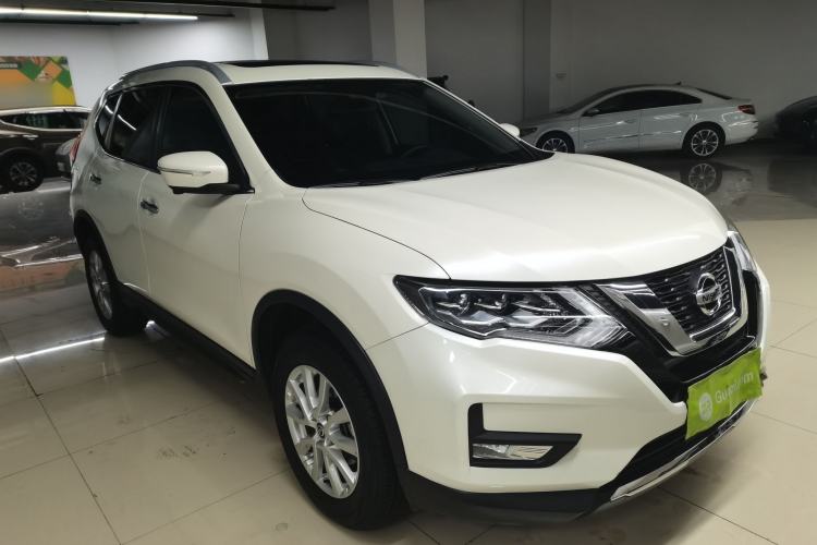 Used Nissan X-Trail 2023 Classic 2.0L Two-Wheel Drive Smart Connect Premium Edition