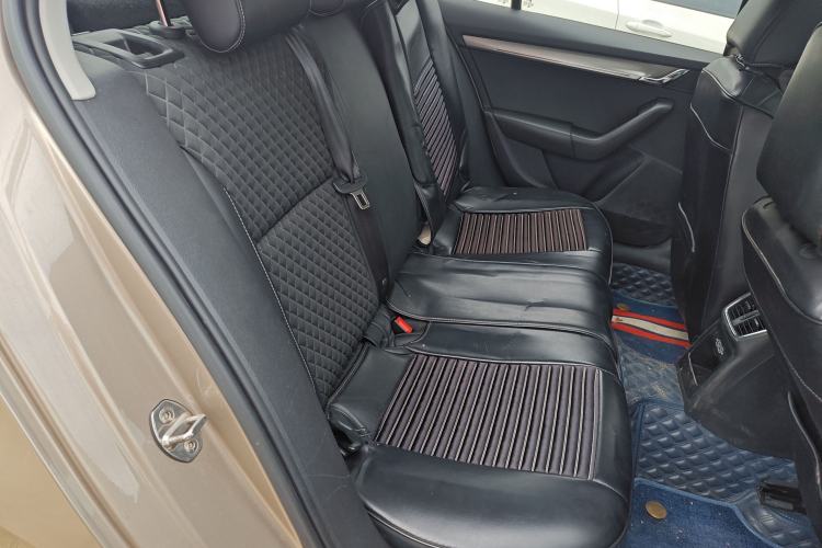 Used Skoda Octavia 2019 TSI230 DSG SmartDrive Luxury Edition China VI
