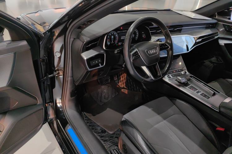 Used Audi A6L 2022 40 TFSI Luxury Dynamic Model