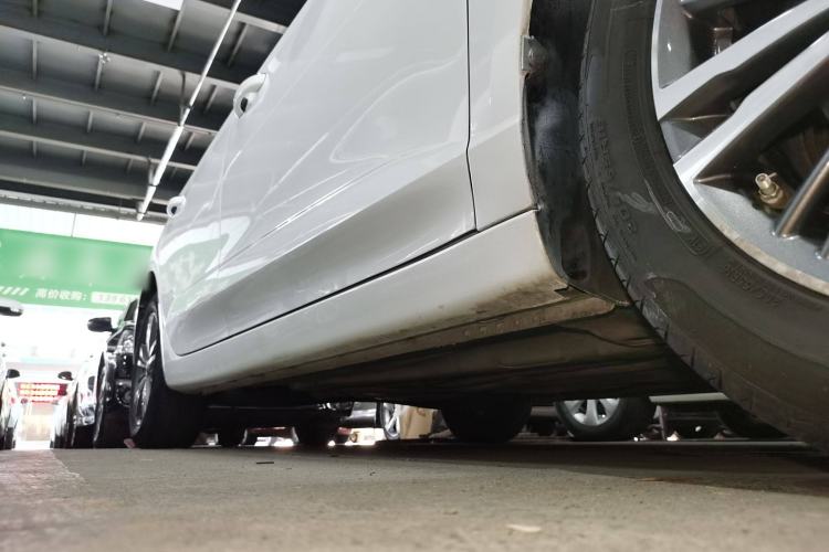 Used Roewe i5 2019 1.5L Automatic 4G Connected Linghao Flagship Edition