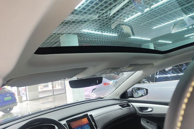 Used Roewe i6 MAX New Energy 2022 EV 500 Skyroof Flagship Edition
