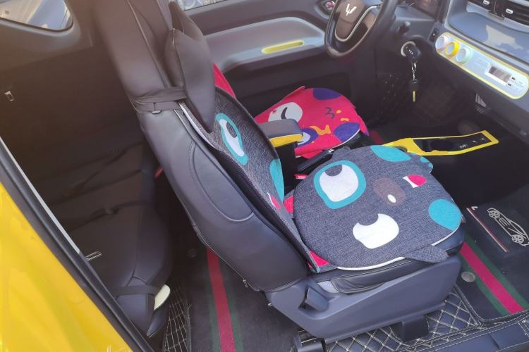 Used Wuling Hongguang MINIEV 2021 Macaron Premium Model – Lithium Iron Phosphate
