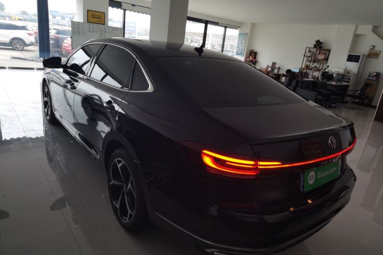 Used Volkswagen Passat 2023 Restyled 330TSI Starry Luxury Edition
