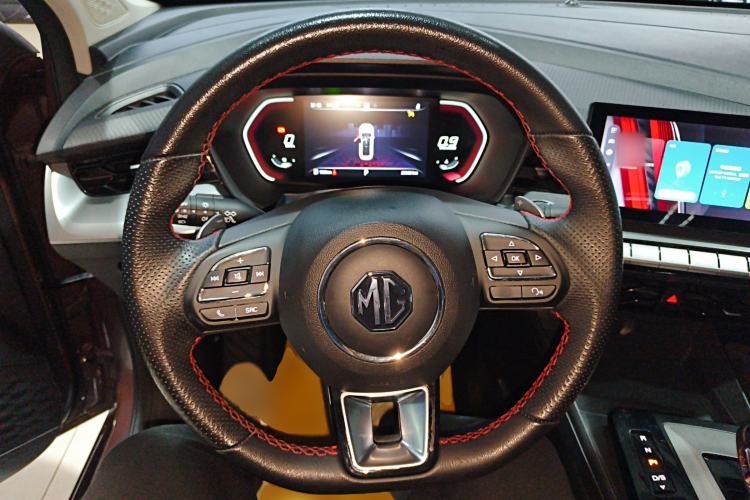 Used MG 5 2021 Revised 300TGI DCT Qingshè Luxurious Enjoyment Edition
