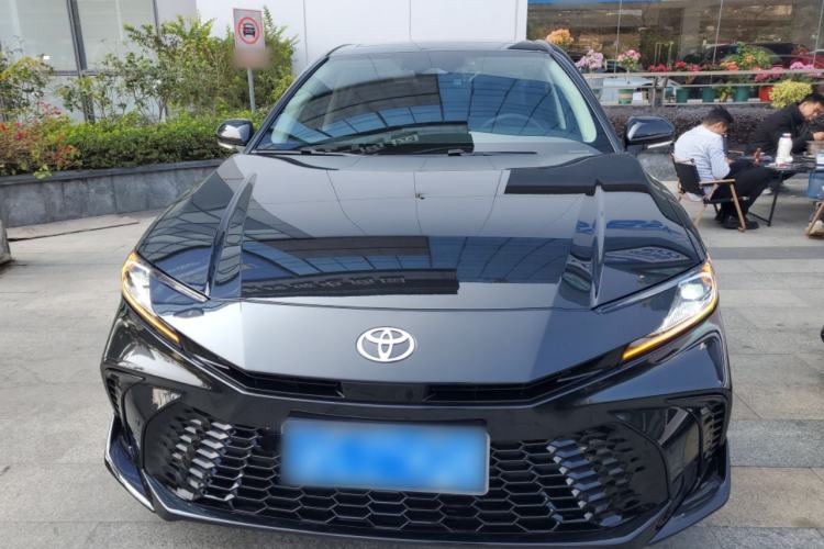 Used Toyota Camry 2026 Model Dual-Engine 2.0HSE Sport Lite Edition