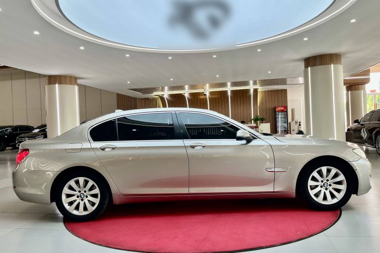 Used BMW 7 Series 2013 730Li Leading Model
