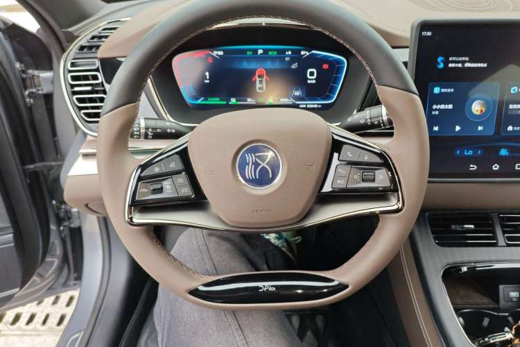 Used BYD Han 2023 DM-i Champion Edition 121KM Prestige Model