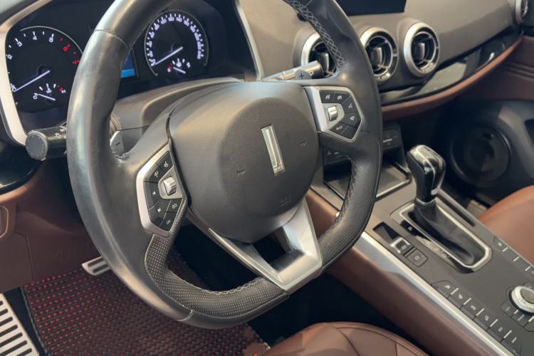 Used Wey VV5 2017 2.0T Ultra-Luxury Version