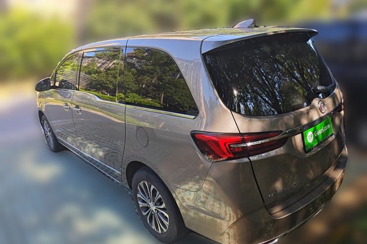 Used Buick GL8 2022 Land Business Class 652T Luxury Model
