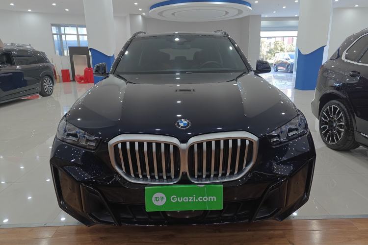 Used BMW X5 2023 xDrive 40Li M Sport Night Edition Package
