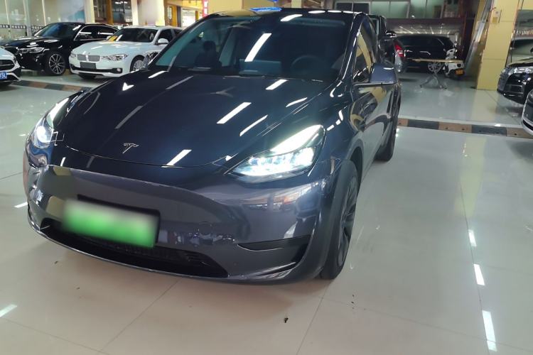 Used Tesla Model Y 2024 Rear-Wheel-Drive Version
