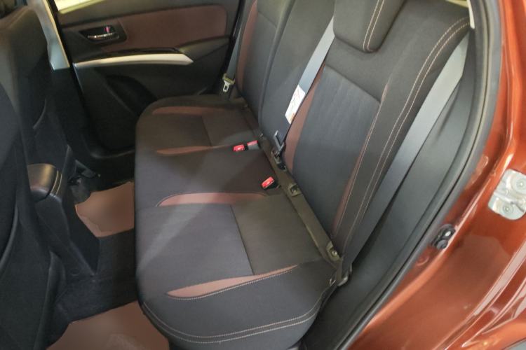 Used Suzuki Vitara S-Cross 2017 1.6L Manual Two-Wheel Drive Urban Fashion Model