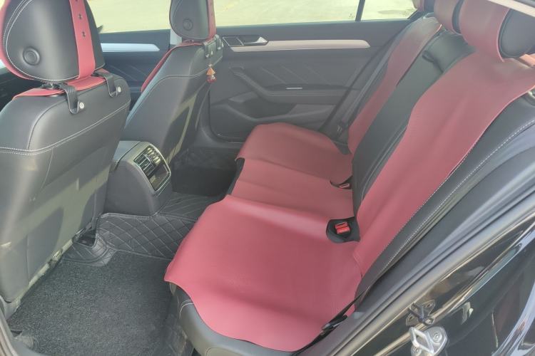 Used Volkswagen Magotan 2024 2 Million Units of Zhongxiang Version 280TSI DSG Comfort Edition
