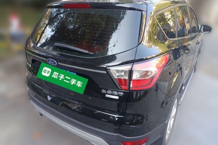 Used Ford Kuga 2017 EcoBoost 180 Two-Wheel-Drive Platinum Edition