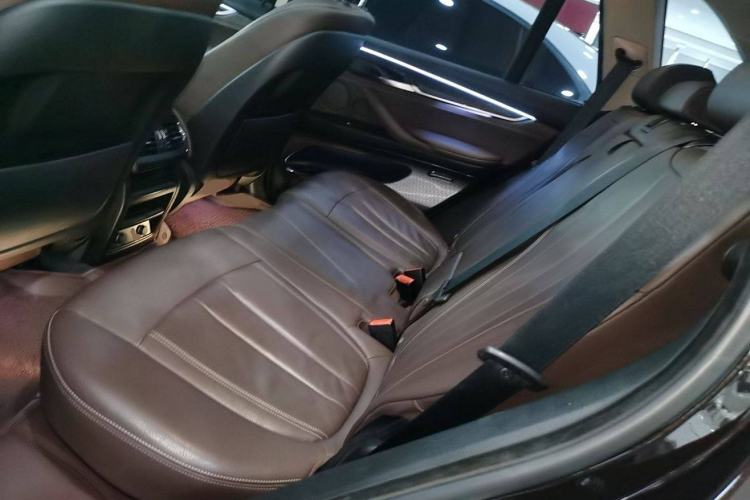 Used BMW X5 2017 xDrive28i
