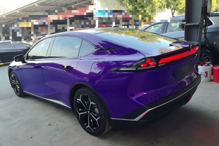 Used  SL03 2025 Range-Extended Elite Version
