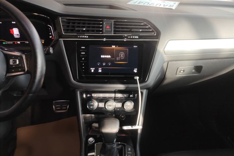 Used Volkswagen Tiguan L 2021 330TSI Automatic Two-Wheel Drive R-Line Flagship Edition
