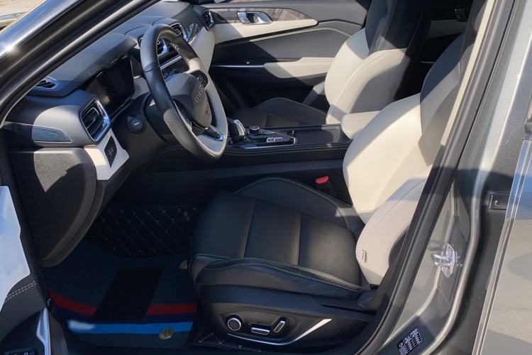 Used Lynk & Co 02 2022 2.0T DCT Shine Pro
